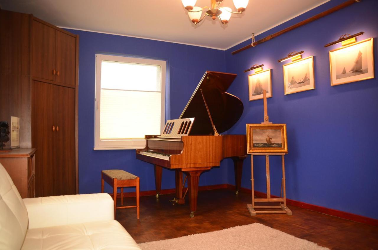 Apartament Dark Amber- 3 Rooms Grand Piano 슈비노우이스쳬 외부 사진
